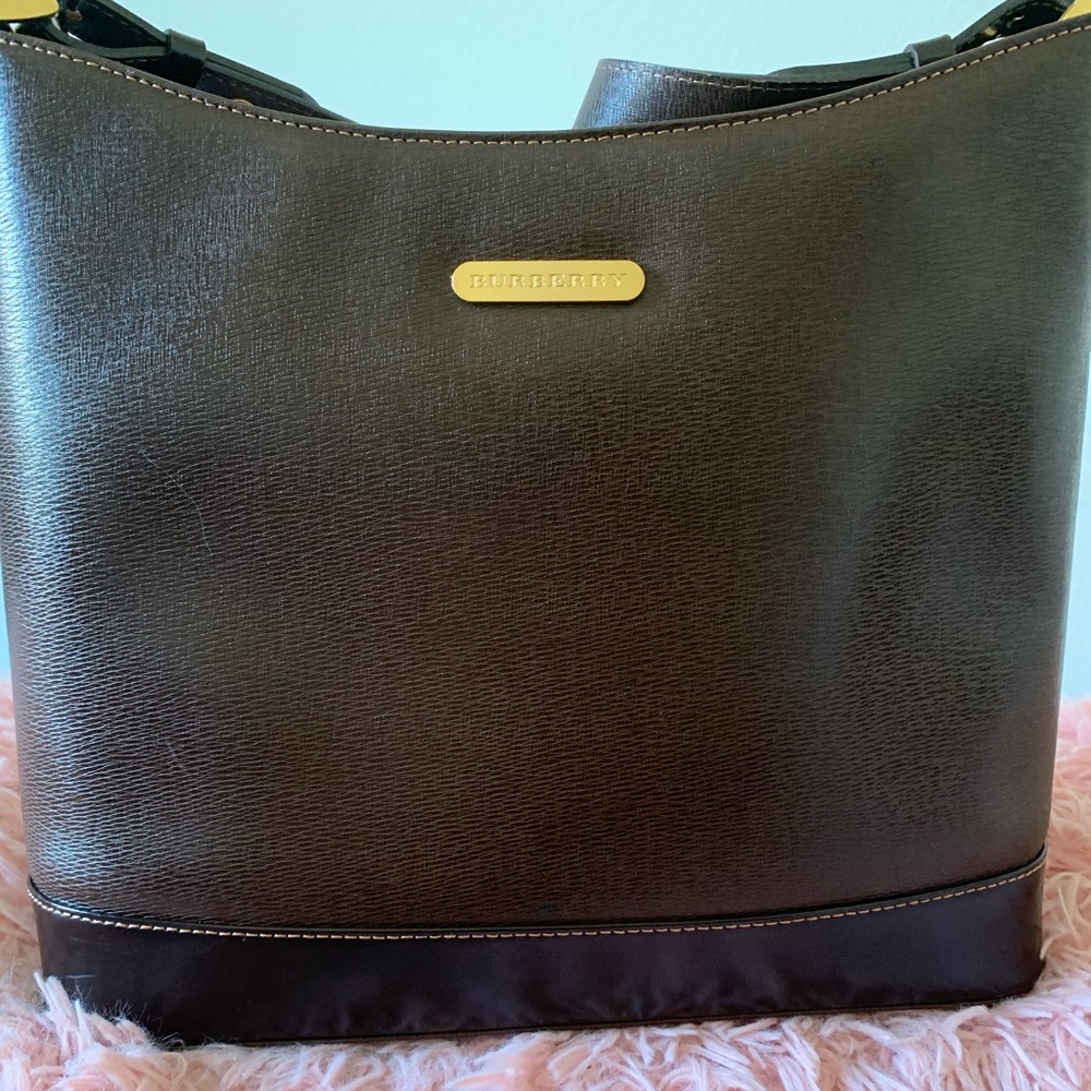 Burberry leather shoulder bag